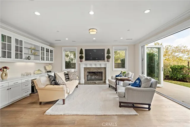 $5,380,000 | 4 Summer House Lane, Newport Beach, CA 92660