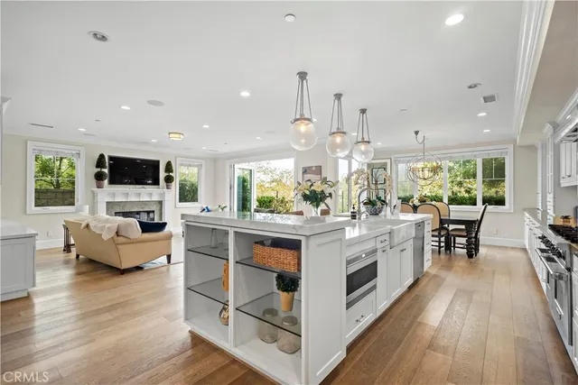 $5,380,000 | 4 Summer House Lane, Newport Beach, CA 92660