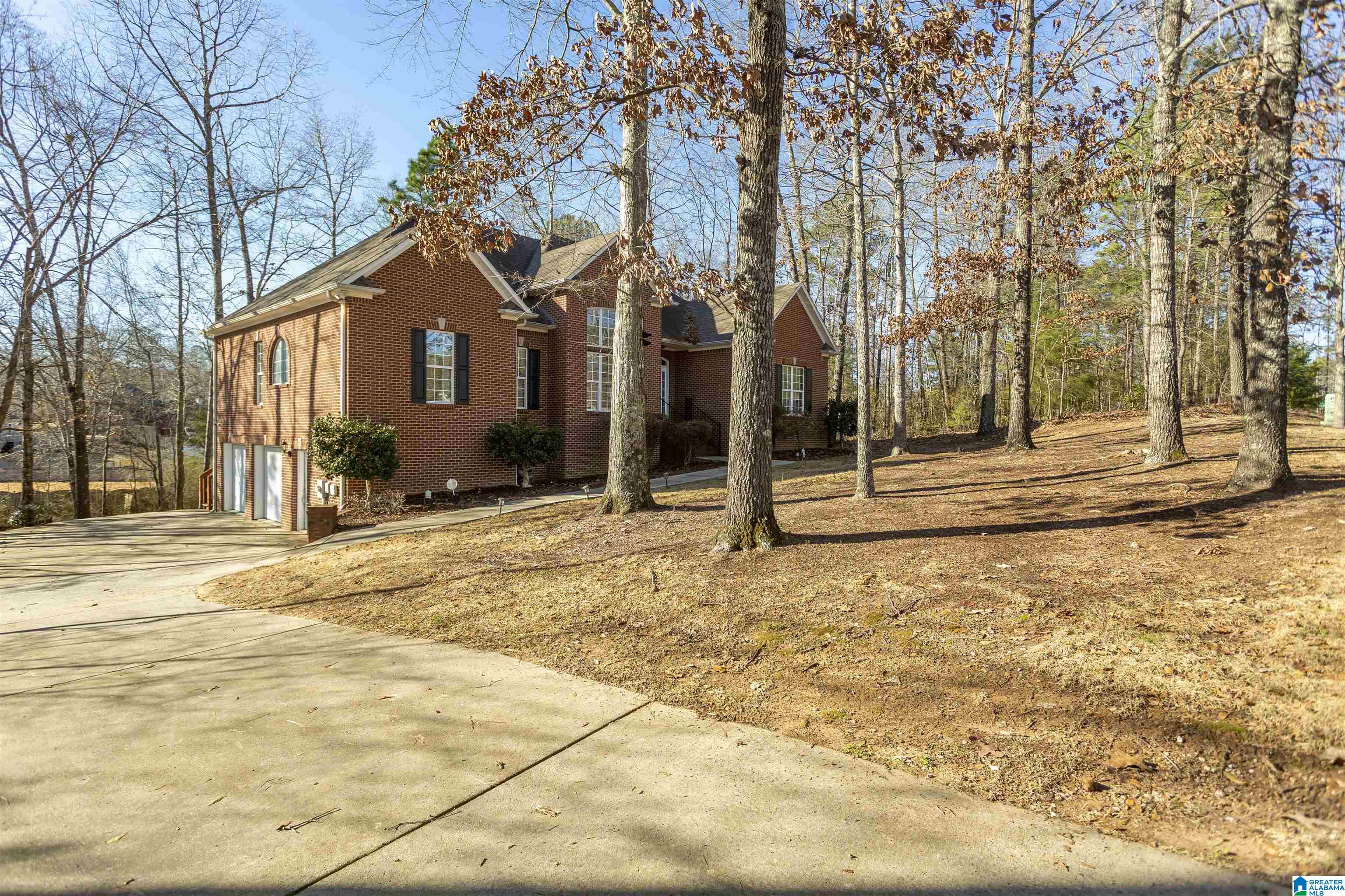 104 Wynlake Way Alabaster, AL 35007 - Photo 4 of 41