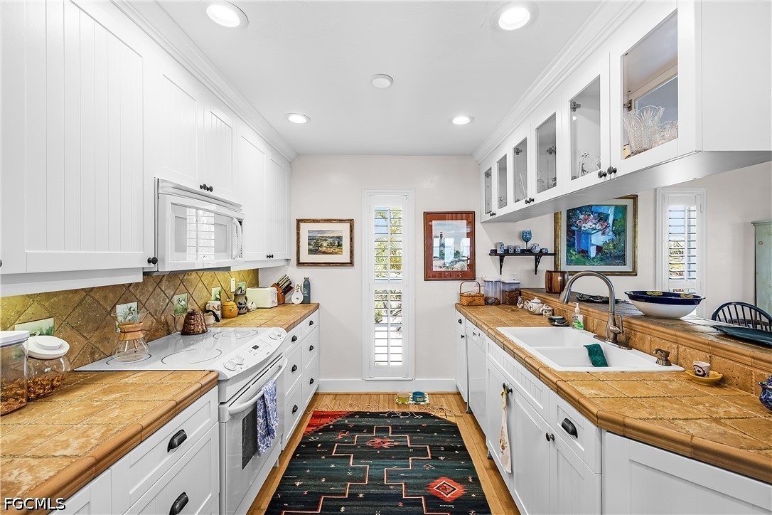 123 Useppa Island, Unit B Useppa Island, FL 33922 - Photo 43 of 50