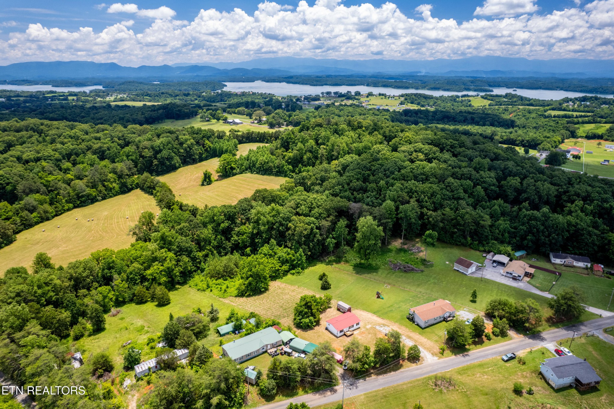 1768 Fain Cemetery Road Dandridge, TN 37725 - Photo 40 of 45