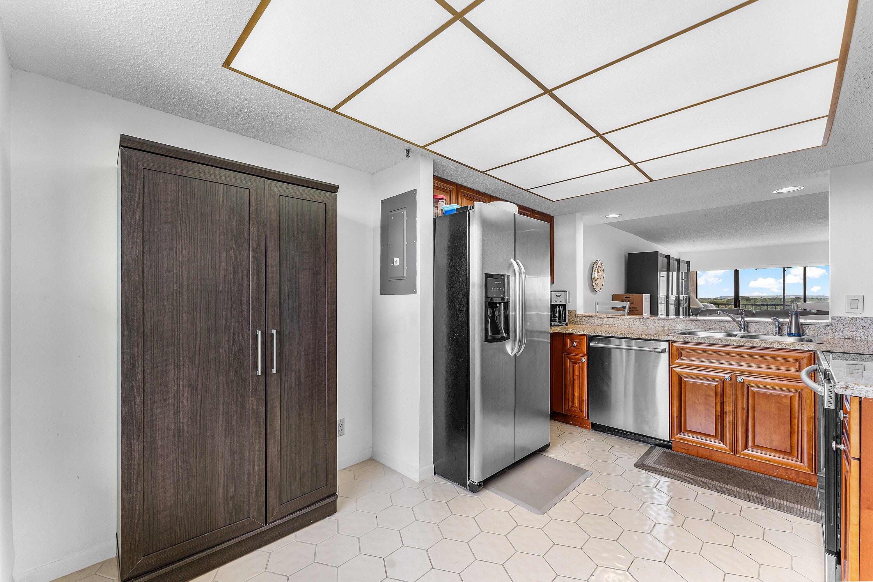 6662 Boca Del Mar Drive, Unit 715 Boca Raton, FL 33433 - Photo 9 of 71 009-6662BocaDelMarDrive-715-BocaRaton-FL