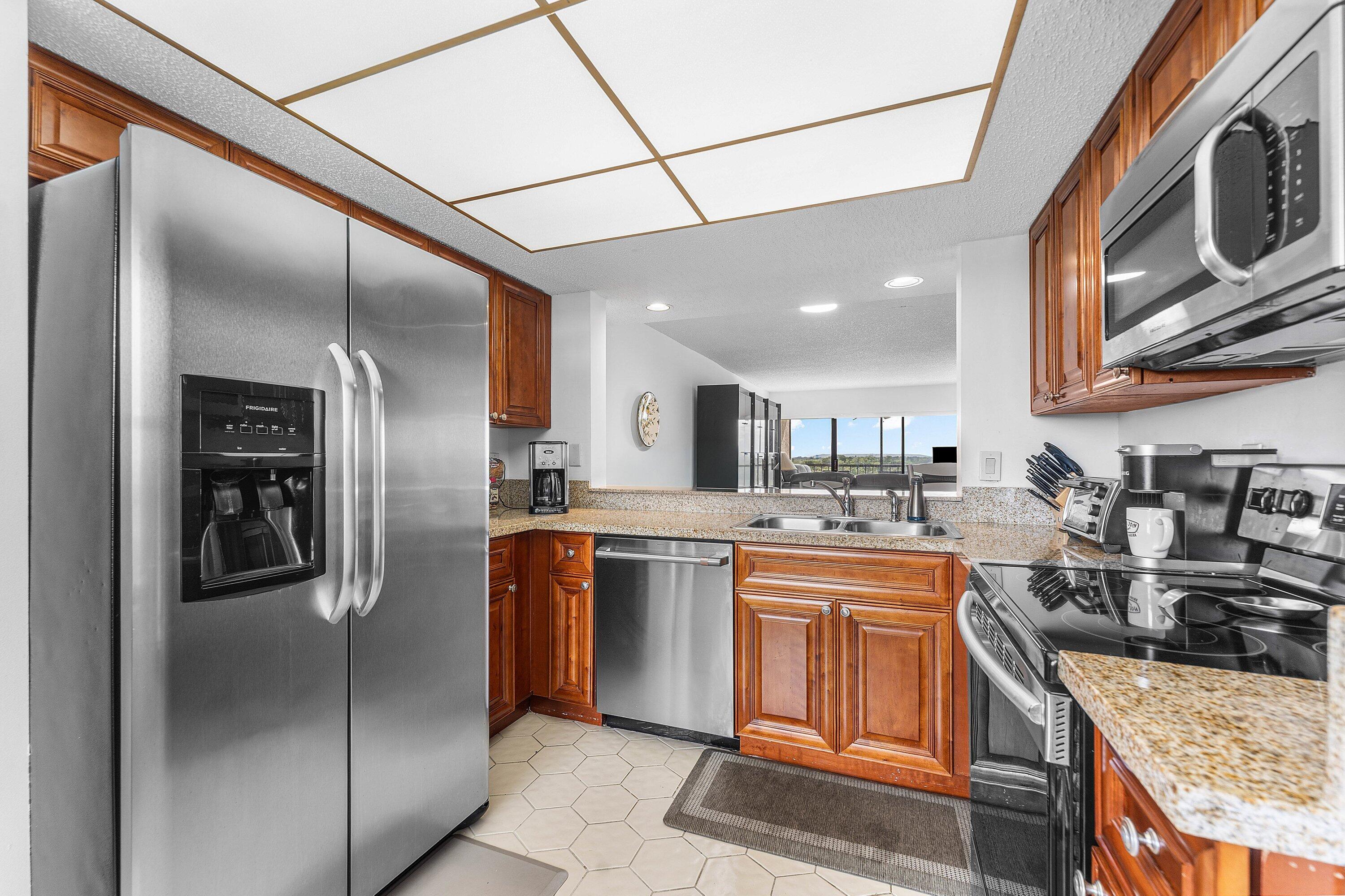 6662 Boca Del Mar Drive, Unit 715 Boca Raton, FL 33433 - Photo 10 of 71 010-6662BocaDelMarDrive-715-BocaRaton-FL