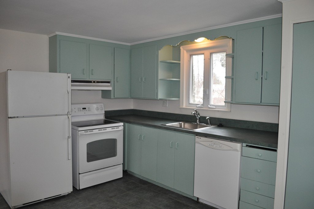 22 Althea Road Randolph, MA 02368 - Photo 3 of 14 Gallery Image 3