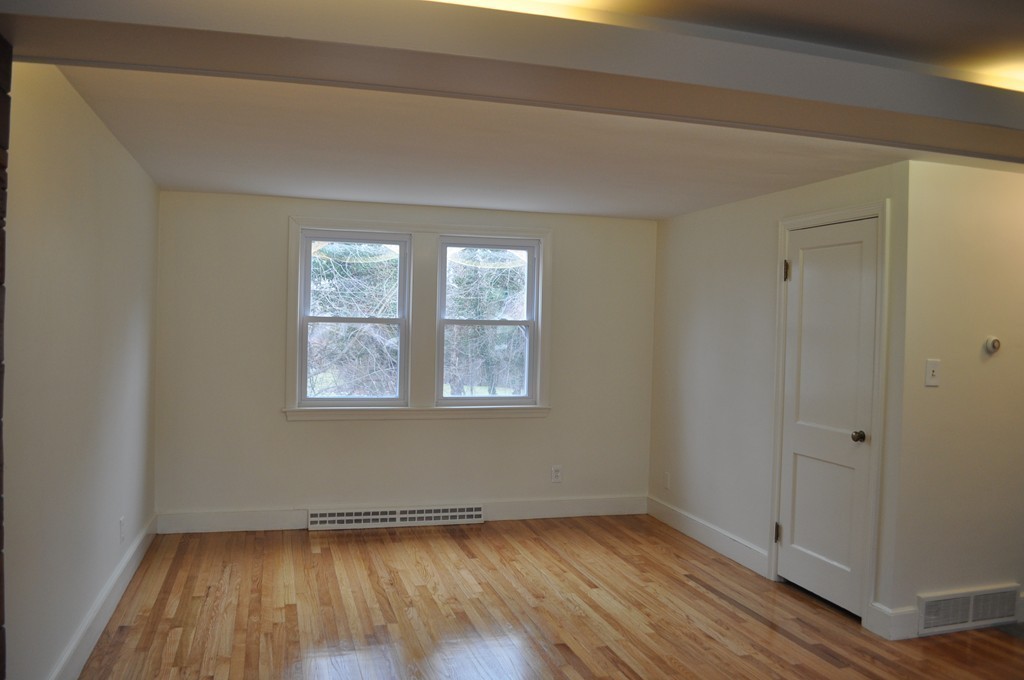 22 Althea Road Randolph, MA 02368 - Photo 6 of 14 Gallery Image 6