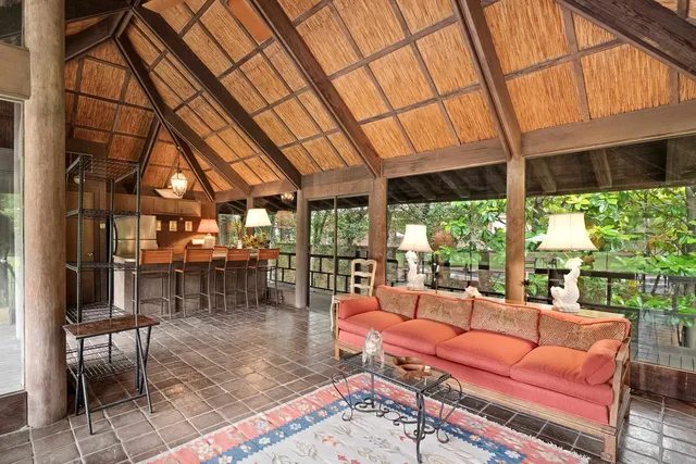 $5,850,000 | 909 South Shady Grove Road, Memphis, TN 38120