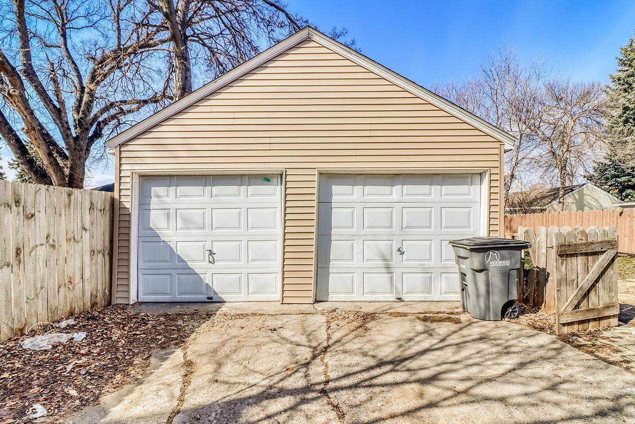307 10th Street North Moorhead, MN 56560 - Photo 27 of 28