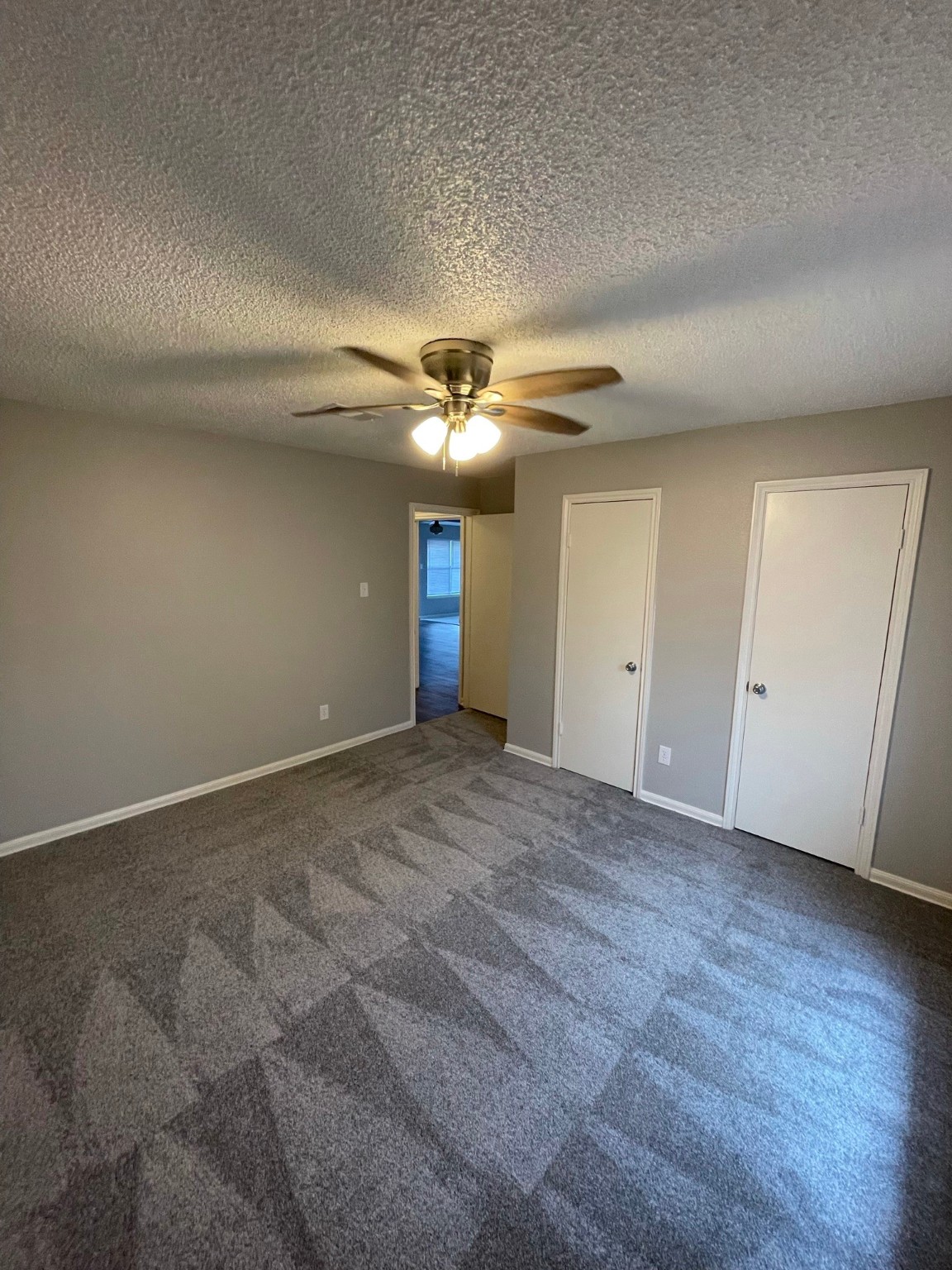 5003 Spring Forest Drive Houston, TX 77091 - Photo 21 of 37 a view of an empty room