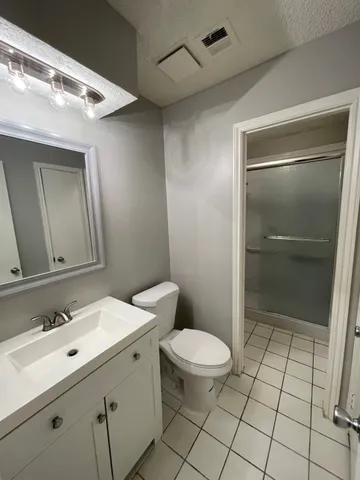 $1,595 | 5003 Spring Forest Drive, Houston, TX 77091