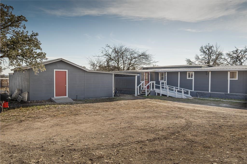 237 Sky Trail Harper, TX 78631 - Photo 3 of 23
