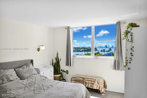 $290,000 | 6900 Bay Drive, Unit 6B, Miami Beach, FL 33141