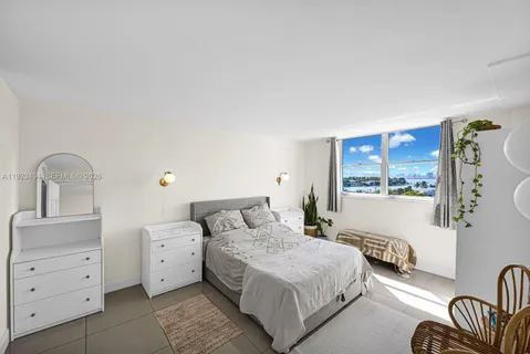 $285,000 | 6900 Bay Drive, Unit 6B, Miami Beach, FL 33141