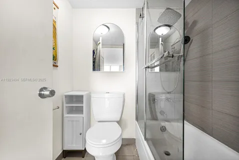 $290,000 | 6900 Bay Drive, Unit 6B, Miami Beach, FL 33141