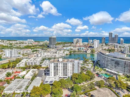 $290,000 | 6900 Bay Drive, Unit 6B, Miami Beach, FL 33141