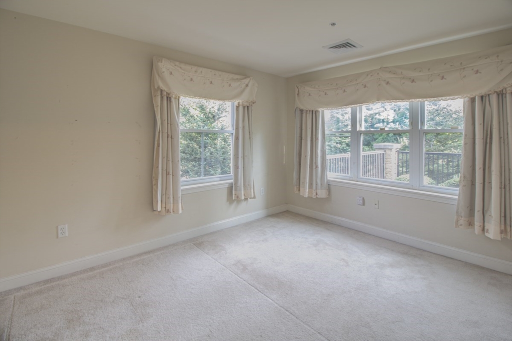 318 Rindge Avenue, Unit 116 Cambridge, MA 02140 - Photo 4 of 11
