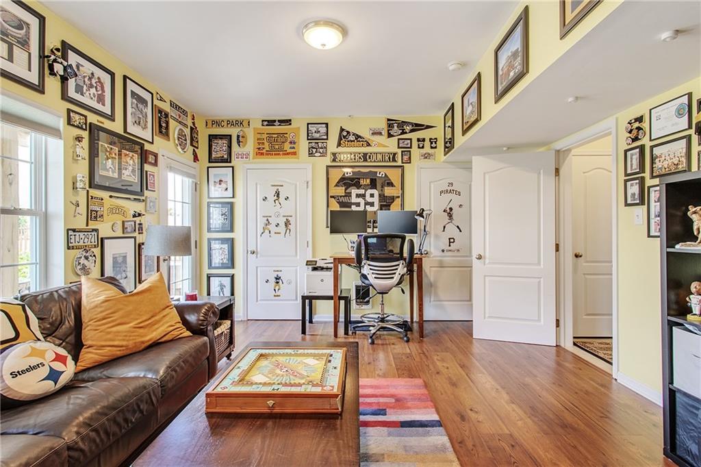 21 Truman Circle McKees Rocks, PA 15136 - Photo 20 of 24 Gallery Image 20