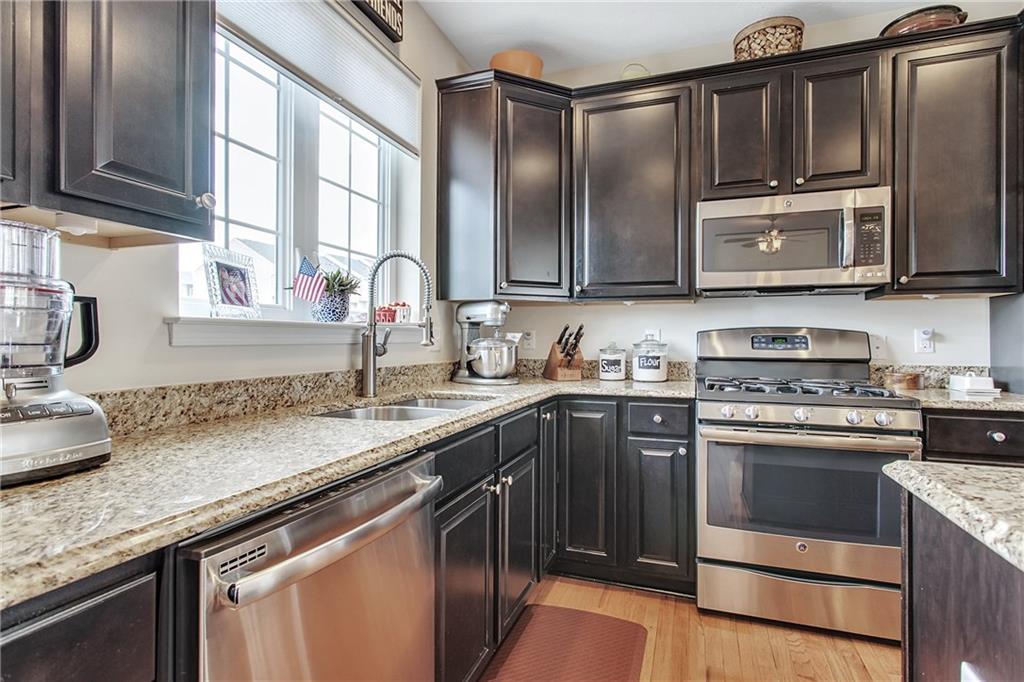 21 Truman Circle McKees Rocks, PA 15136 - Photo 10 of 24 Gallery Image 10