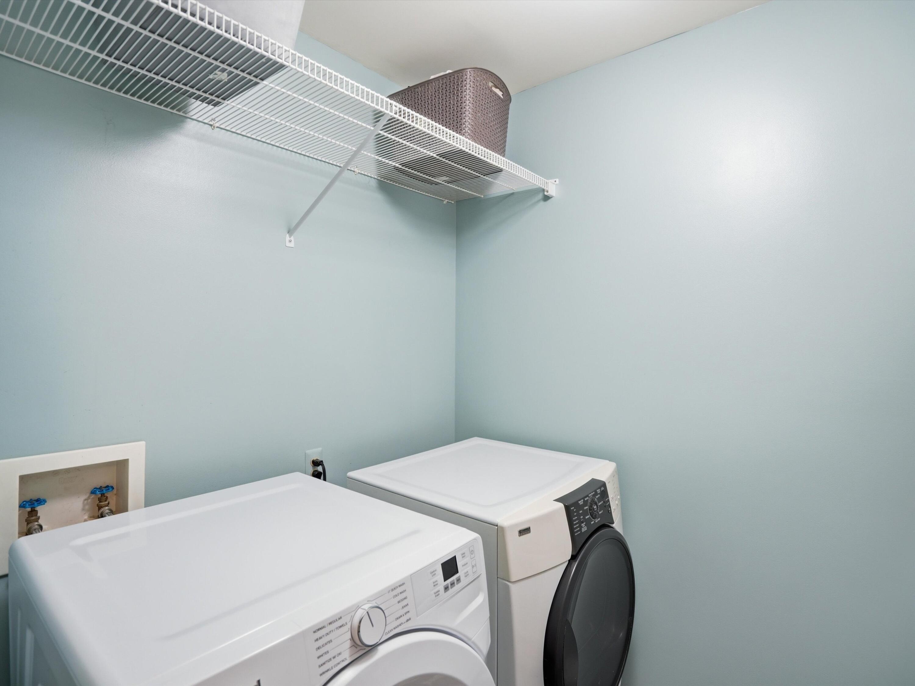 22279 Chubb Road Northville, MI 48167 - Photo 21 of 40 Laundry Room