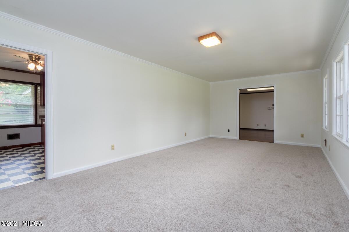 4861 Columbus Road Macon, GA 31210 - Photo 5 of 29 06