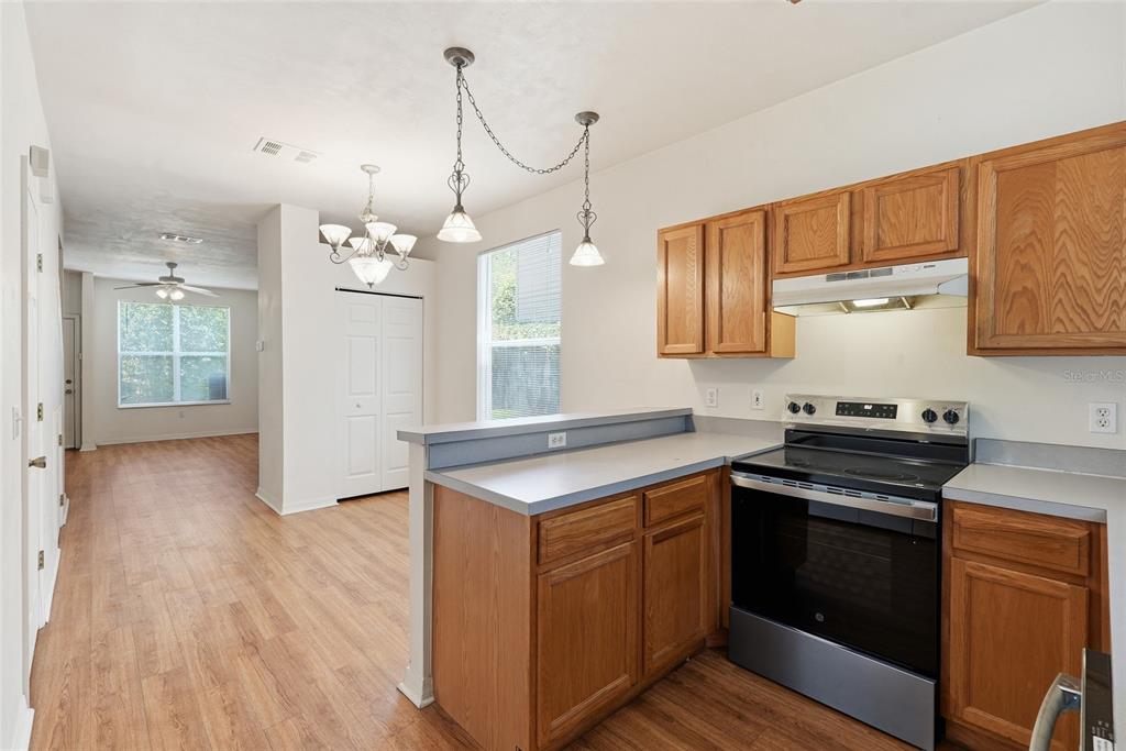 3552 Southwest 30th Way, Unit 136 Gainesville, FL 32608 - Photo 11 of 28
