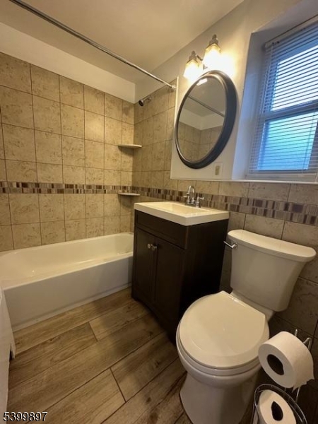 17 Carolyn Terrace, Unit A Roselle, NJ 07203 - Photo 7 of 9