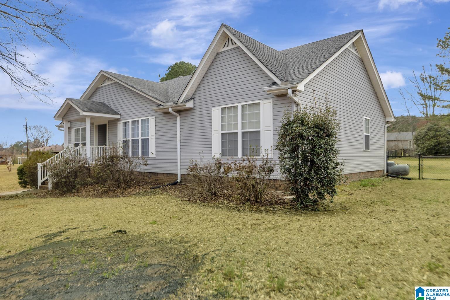 742 Mays Road Bessemer, AL 35023 - Photo 2 of 35