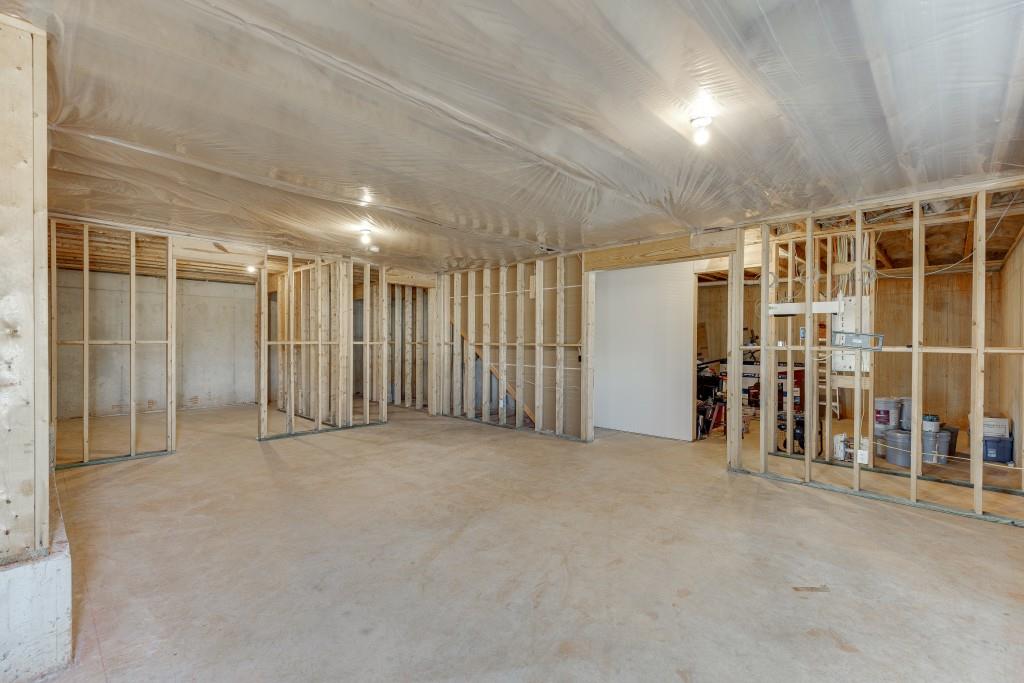 558 Calgary Downs Drive Winder, GA 30680 - Photo 47 of 50 an empty room with sliding glass door