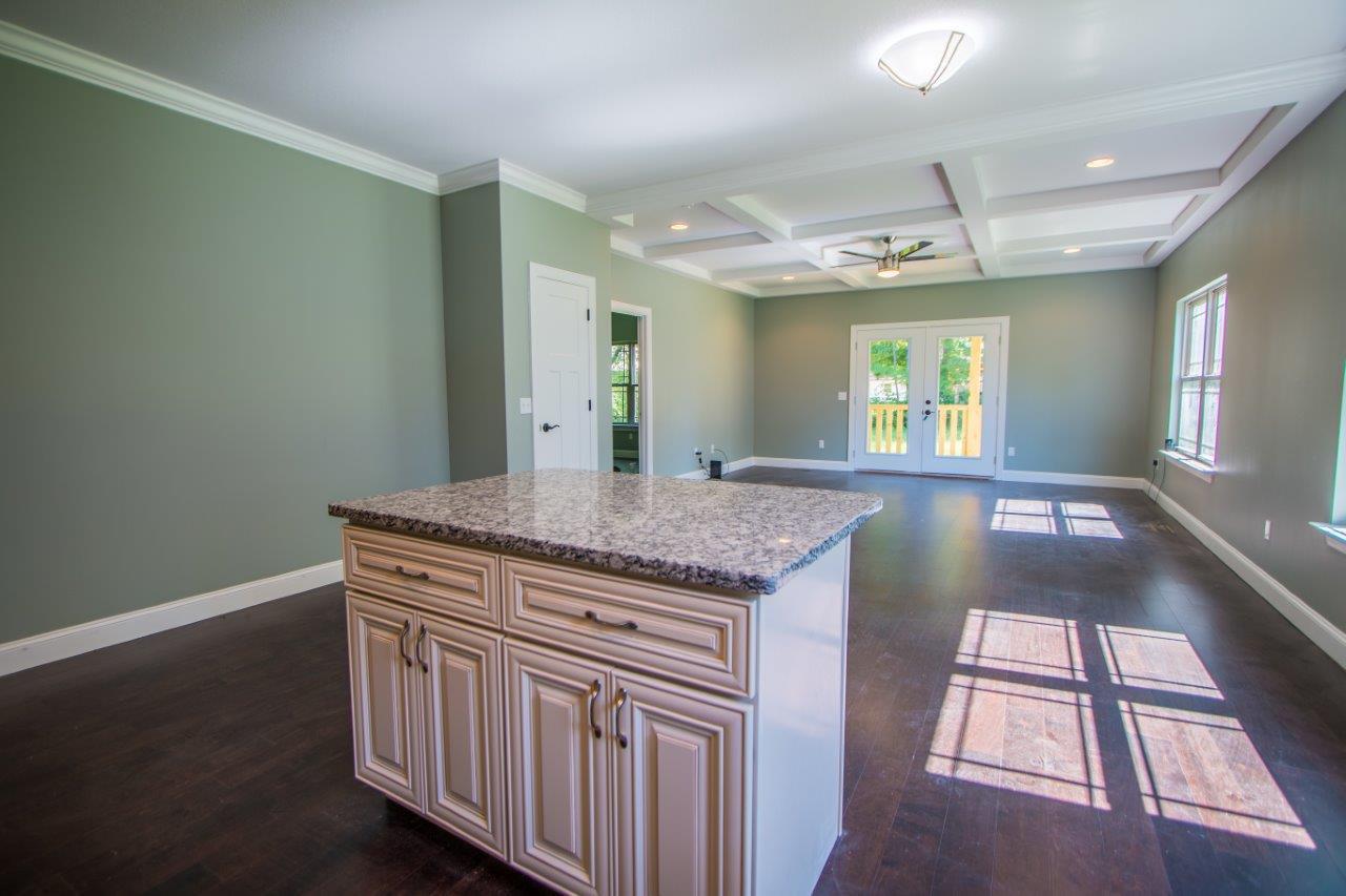 7525 John Henry Road Chattanooga, TN 37421 - Photo 3 of 30 John Henry-122