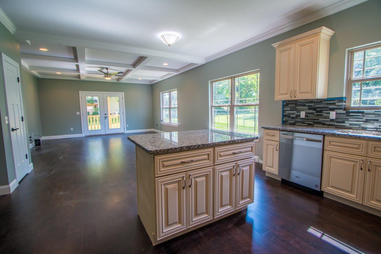 7525 John Henry Road Chattanooga, TN 37421 - Photo 4 of 30 John Henry-123