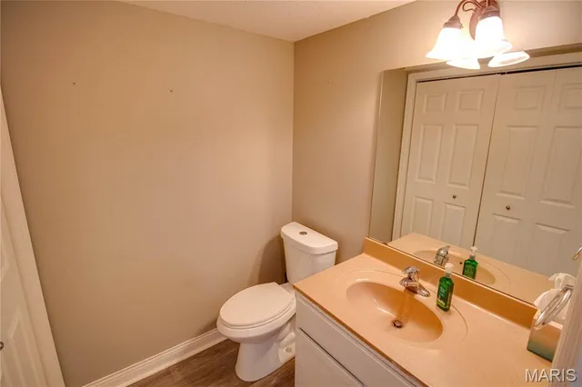 $175,000 | 117 Alby N Court, Godfrey, IL 62035