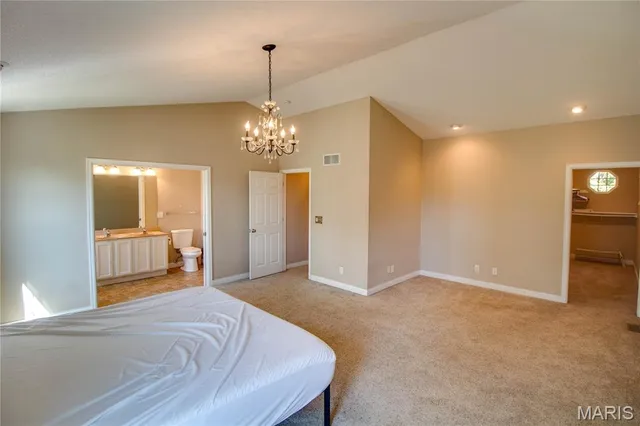 $175,000 | 117 Alby N Court, Godfrey, IL 62035