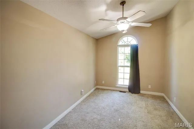 $175,000 | 117 Alby N Court, Godfrey, IL 62035