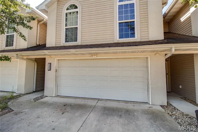 $175,000 | 117 Alby N Court, Godfrey, IL 62035