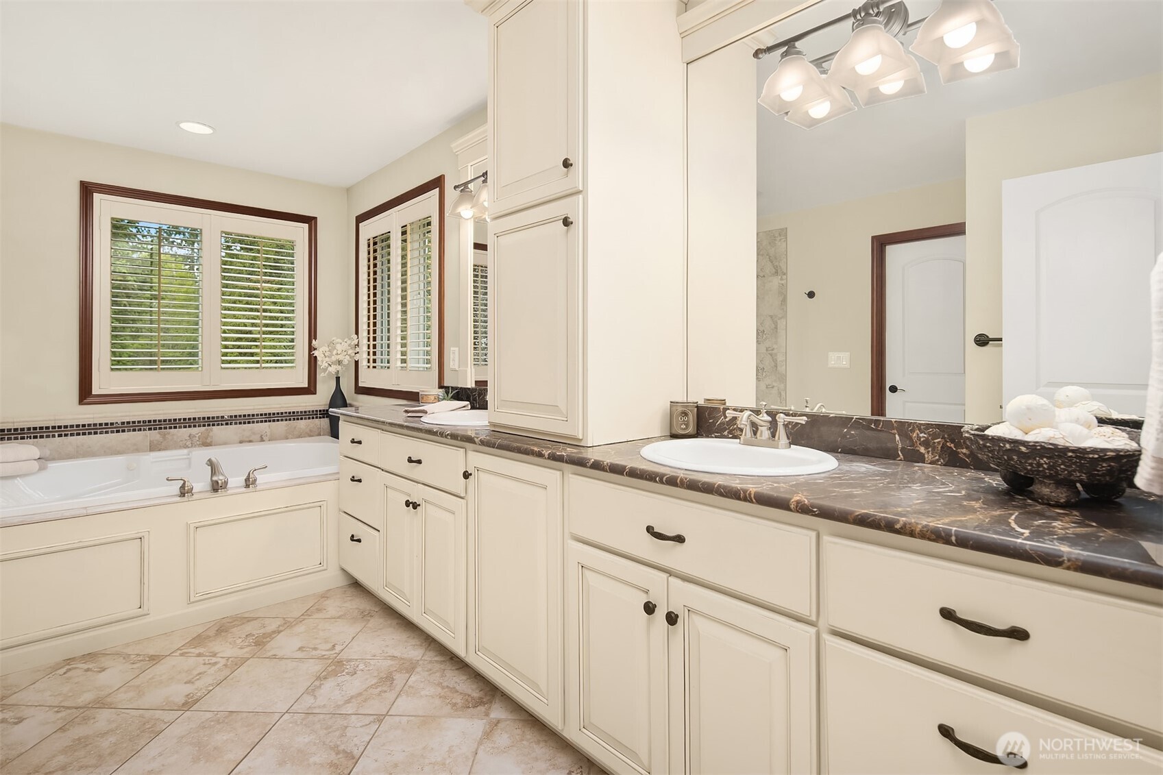 8703 191st Place Southwest Edmonds, WA 98026 - Photo 23 of 38