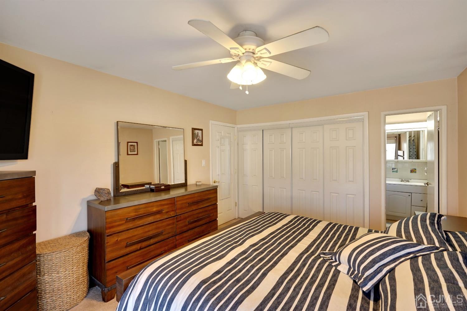 115 New Road Kendall Park, NJ 08824 - Photo 18 of 27 Gallery Image 18