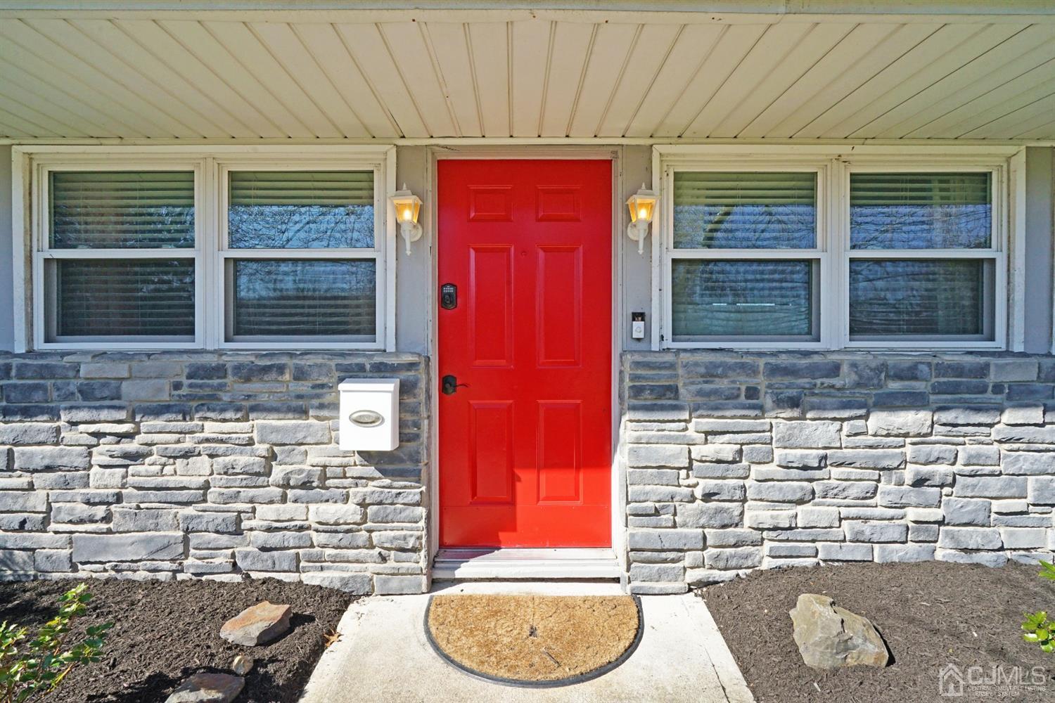 115 New Road Kendall Park, NJ 08824 - Photo 3 of 27 Gallery Image 3
