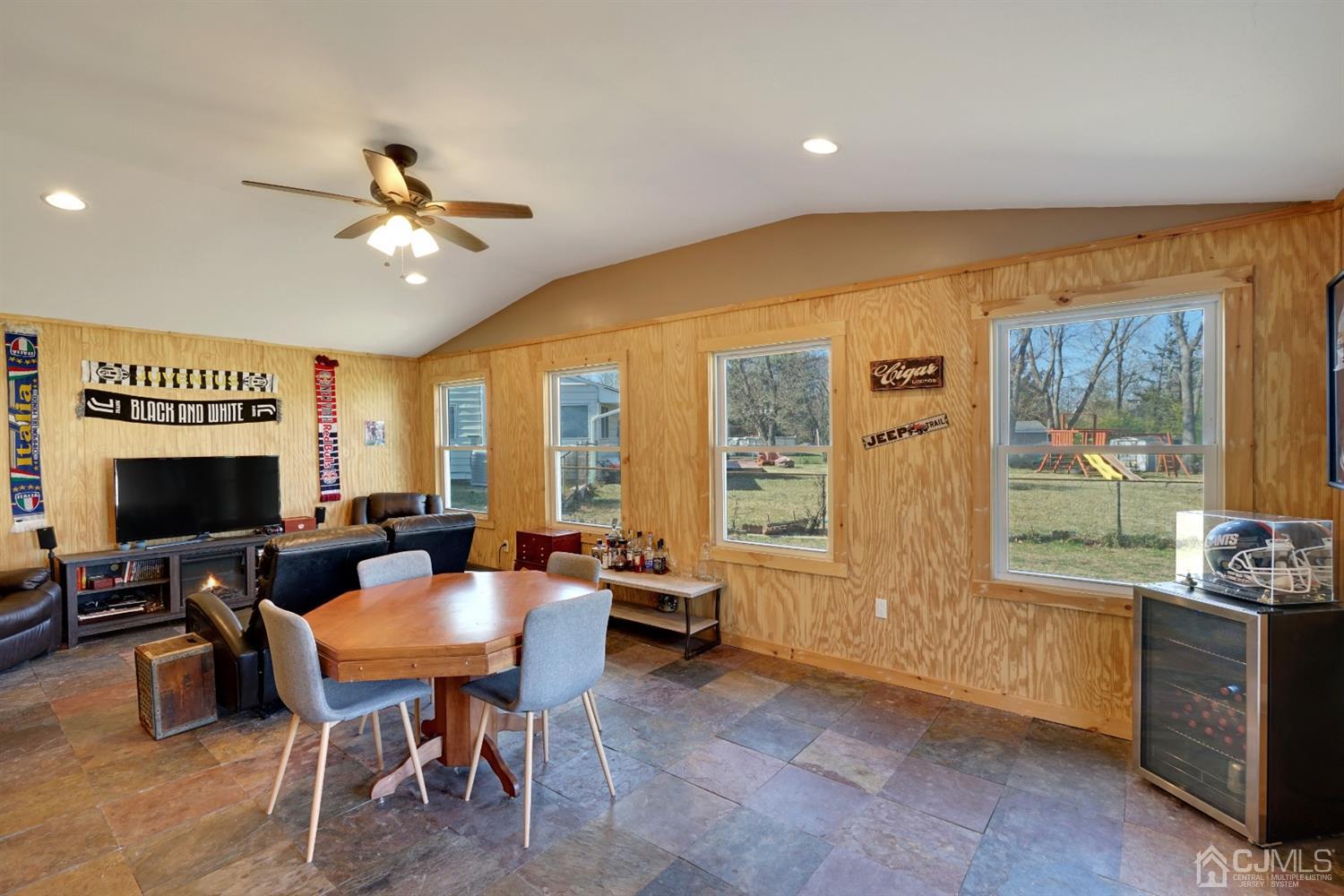 115 New Road Kendall Park, NJ 08824 - Photo 22 of 27 Gallery Image 22