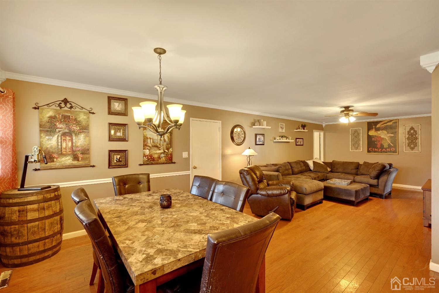 115 New Road Kendall Park, NJ 08824 - Photo 5 of 27 Gallery Image 5