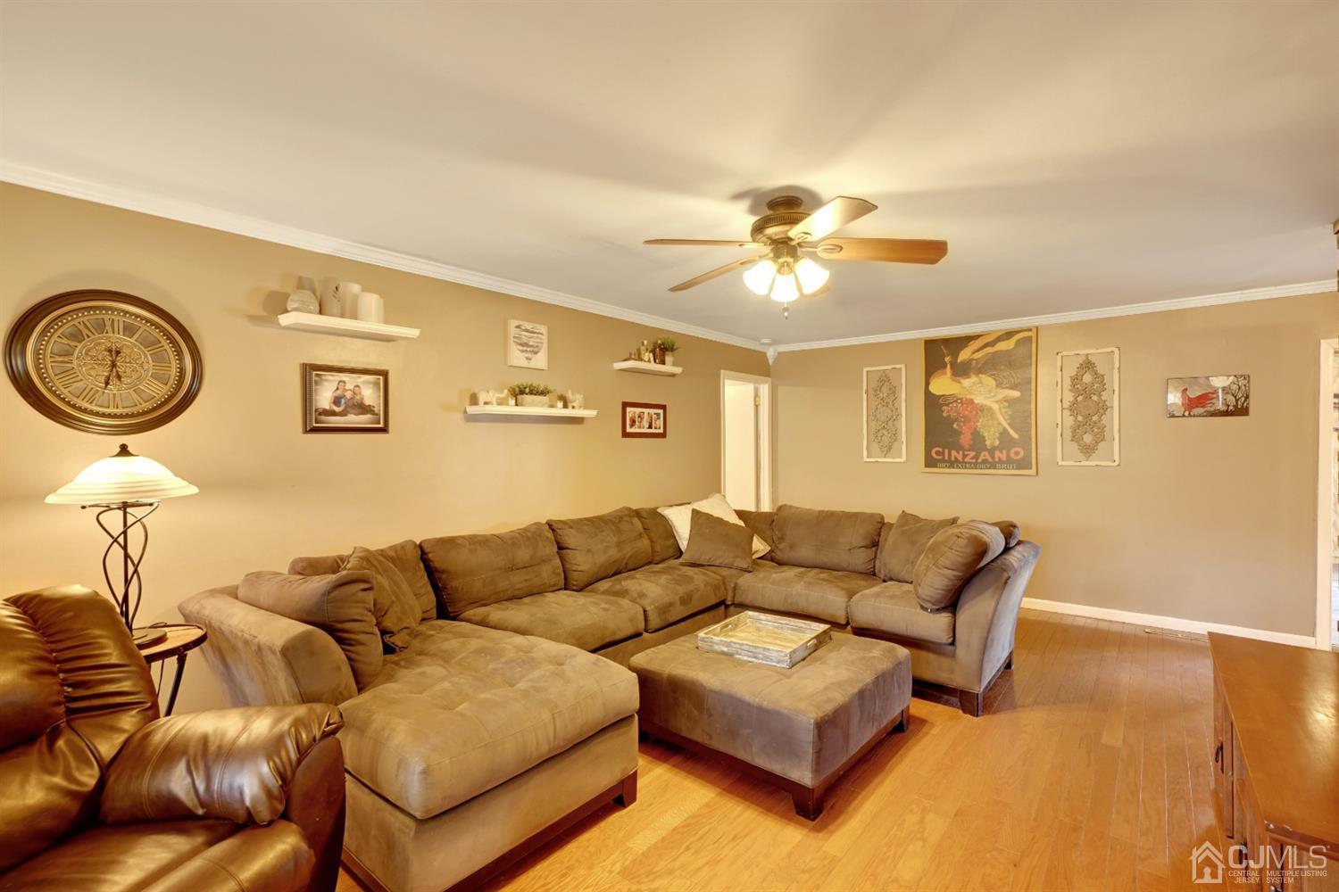 115 New Road Kendall Park, NJ 08824 - Photo 7 of 27 Gallery Image 7
