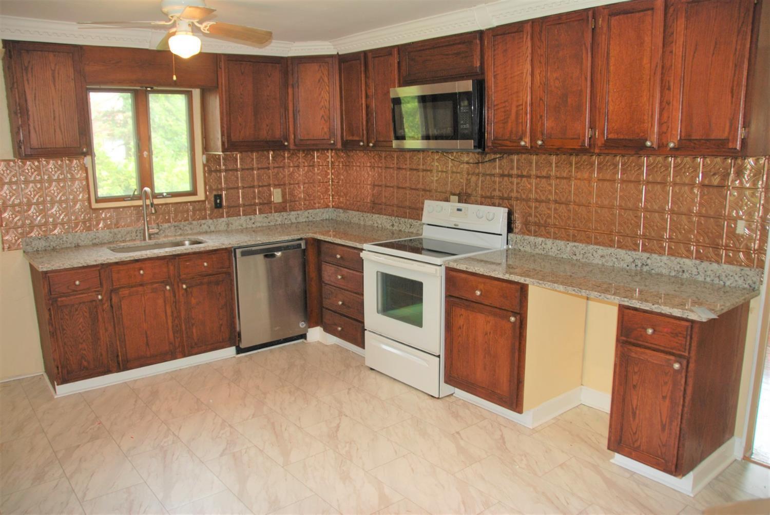 441 Samoht Ridge Road Cincinnati, OH 45238 - Photo 6 of 18 Gallery Image 6