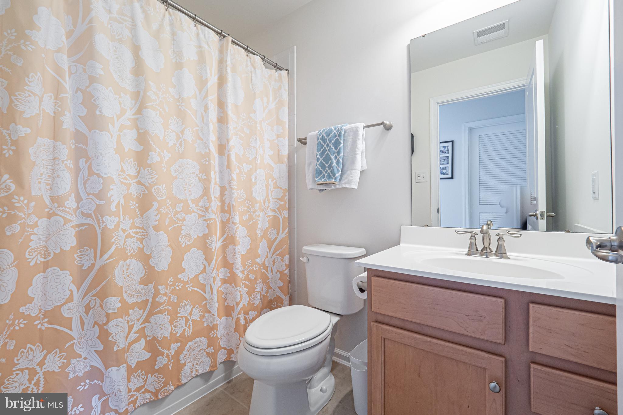 830 Sisler Road Phoenixville, PA 19460 - Photo 32 of 43 Hall Bath