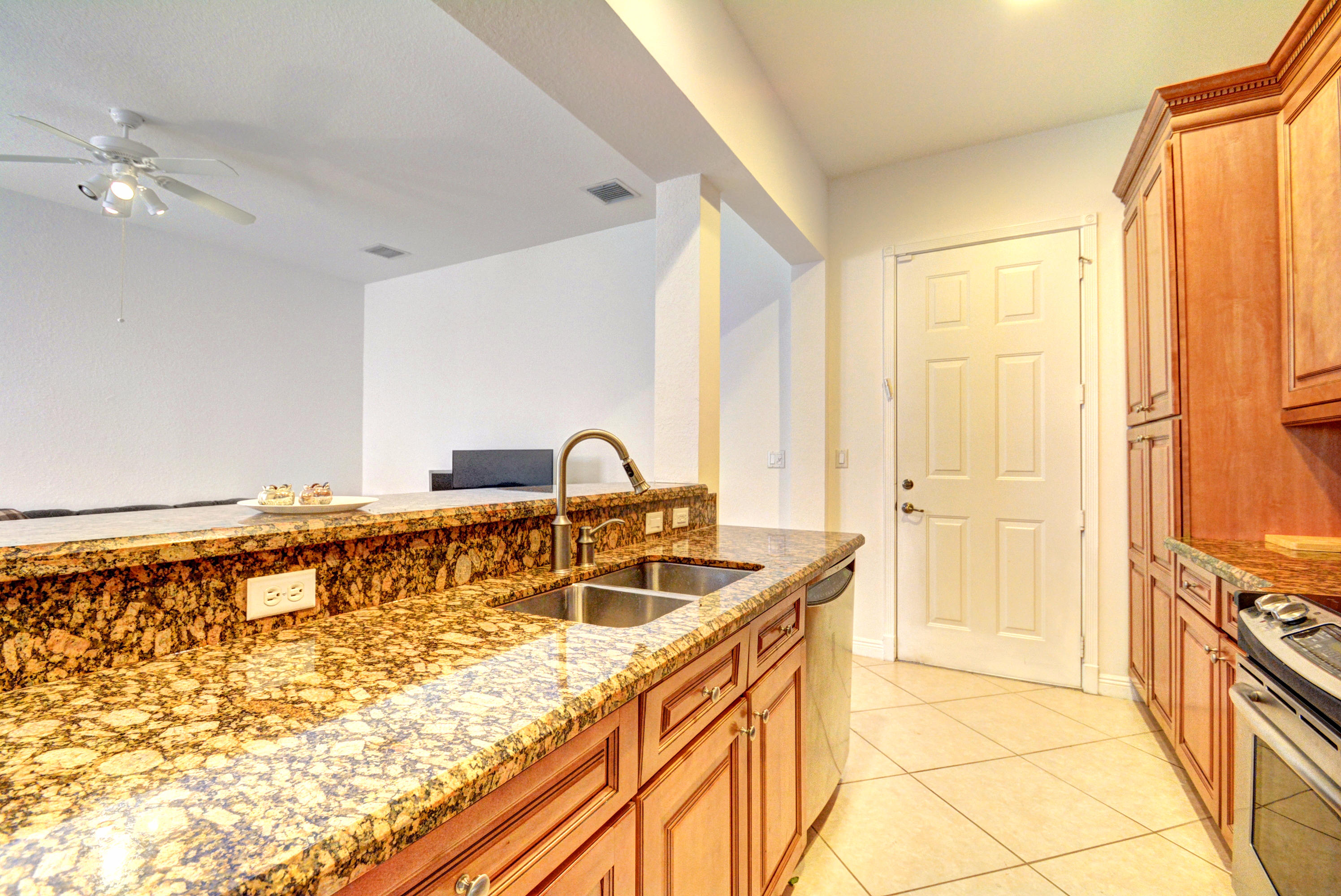 8332 Northwest 8th Way Boca Raton, FL 33487 - Photo 12 of 21 Virtuals1 (11)