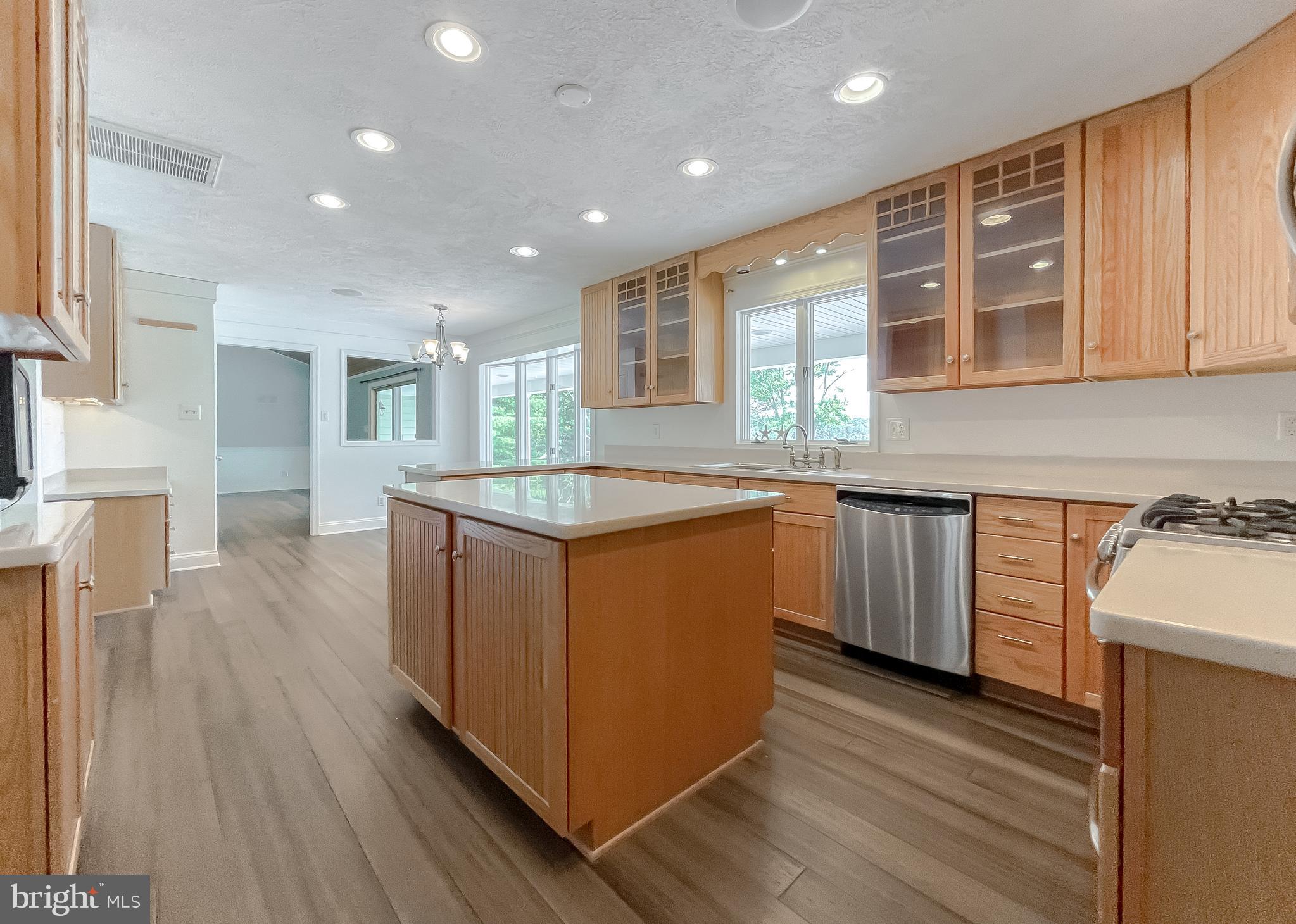 47784 Cross Manor Road St. Inigoes, MD 20684 - Photo 12 of 68 Kitchen