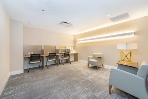 $1,699,999 | 9 Ave At Port Imperial, Unit 810, West New York, NJ 07093