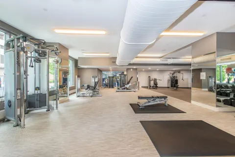 $1,699,999 | 9 Ave At Port Imperial, Unit 810, West New York, NJ 07093