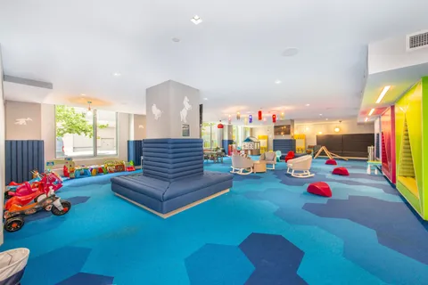 $1,699,999 | 9 Ave At Port Imperial, Unit 810, West New York, NJ 07093