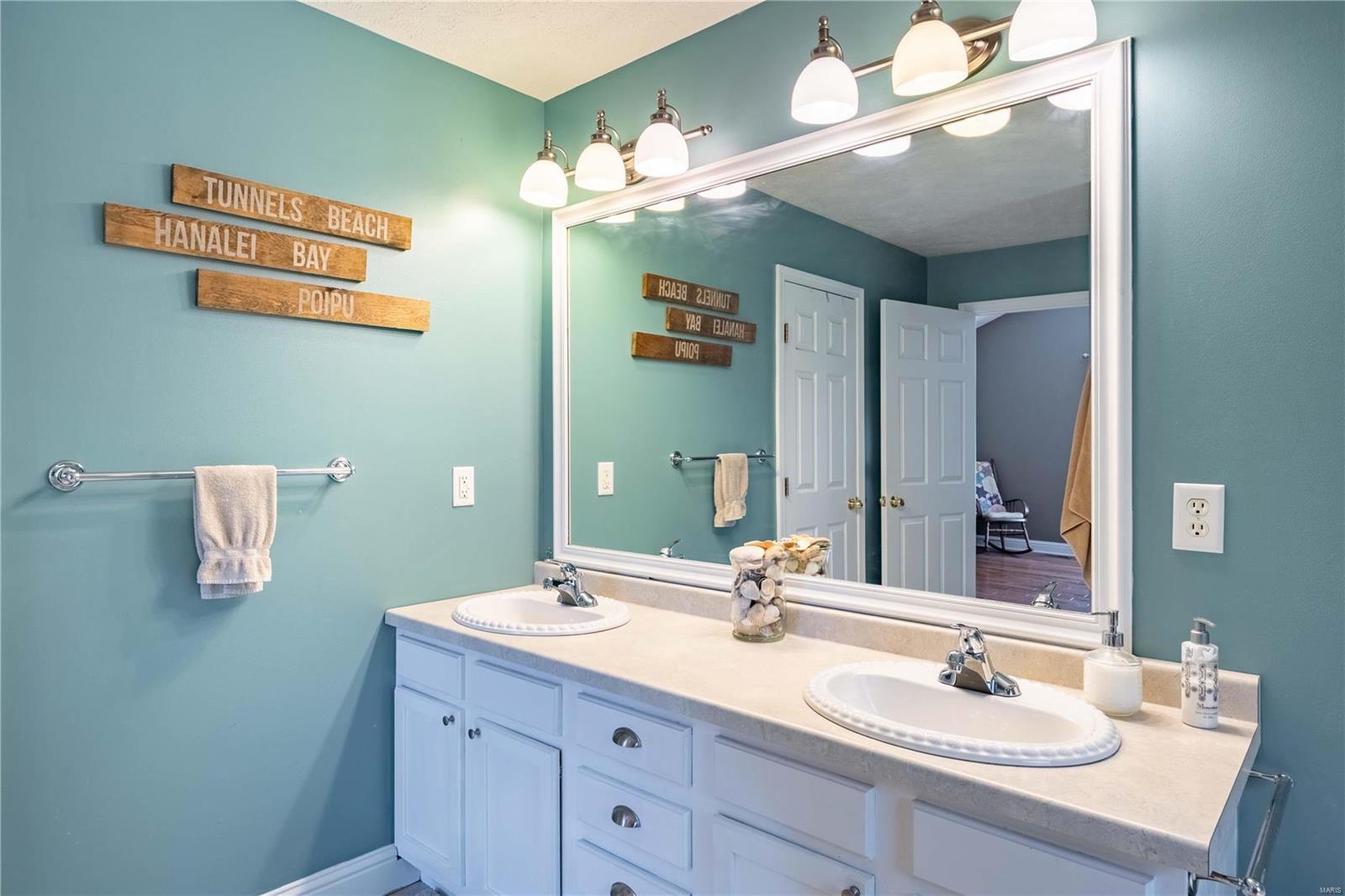 11554 Hafer Road Carterville, IL 62918 - Photo 14 of 36 Gallery Image 14