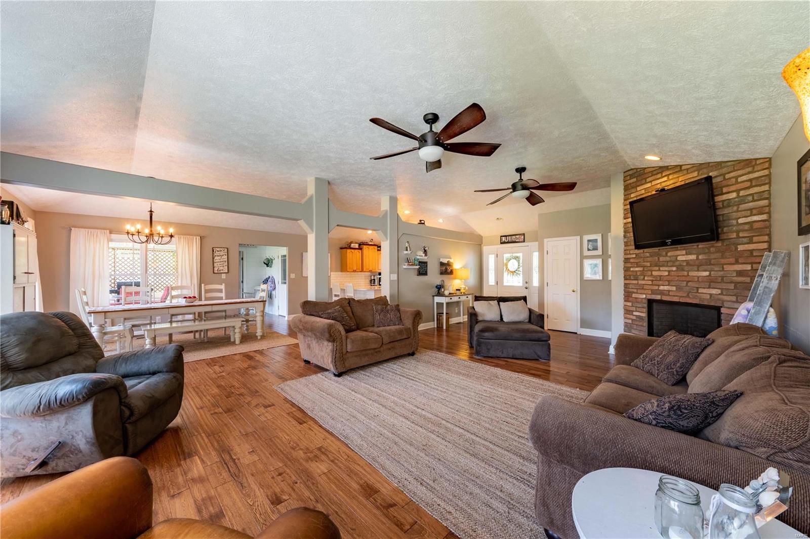 11554 Hafer Road Carterville, IL 62918 - Photo 17 of 36 Gallery Image 17