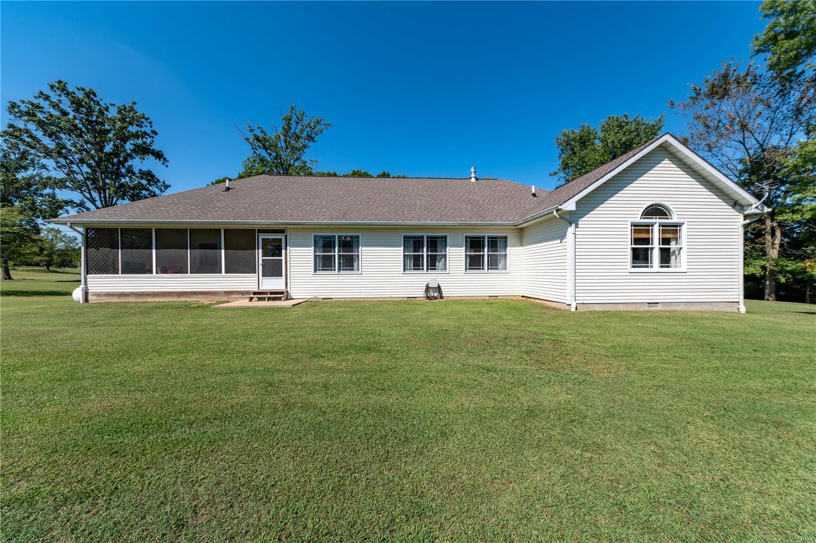 11554 Hafer Road Carterville, IL 62918 - Photo 31 of 36 Gallery Image 31
