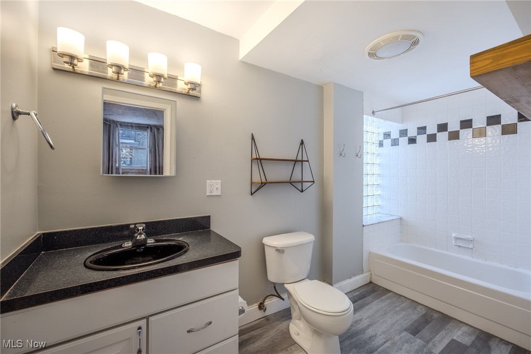 2469 Overlook Road, Unit 11 Cleveland, OH 44106 - Photo 15 of 27